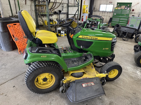 2014 John Deere X734 - Photo4