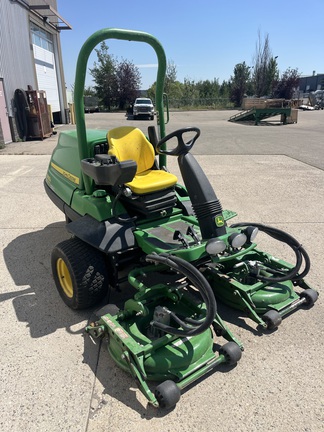 Used 2017 John Deere 7400A Terrain Cut Trim / Surrounds Rotary Mower Rough Mowers at Horizon Ag & Turf in Calgary, AB - Photo2