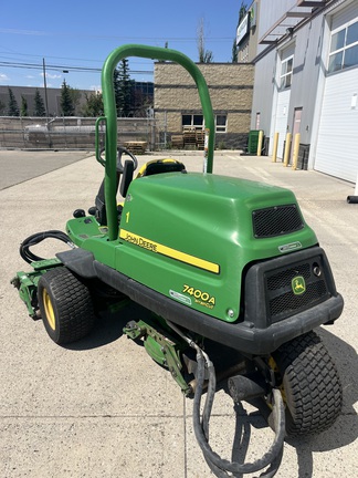 Used 2017 John Deere 7400A Terrain Cut Trim / Surrounds Rotary Mower Rough Mowers at Horizon Ag & Turf in Calgary, AB - Photo4