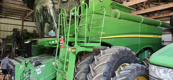 2022 John-Deere S780