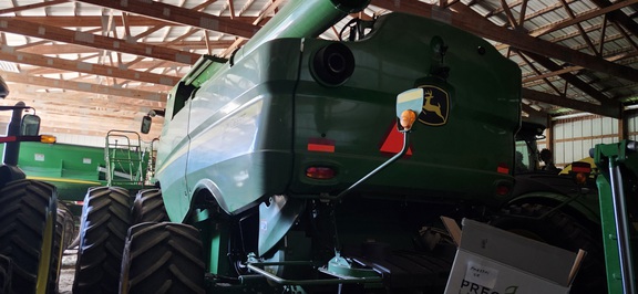 2022 John-Deere S780