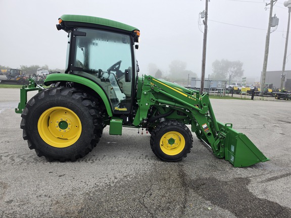 2022 John-Deere 4066R