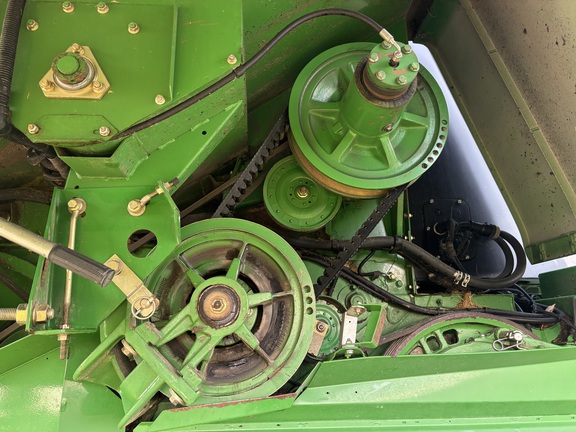 2009 John Deere T670
