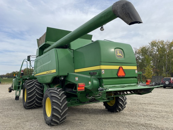2009 John Deere T670