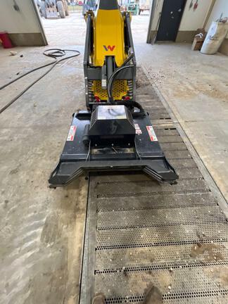 2023 Blue Diamond 42" MOWER