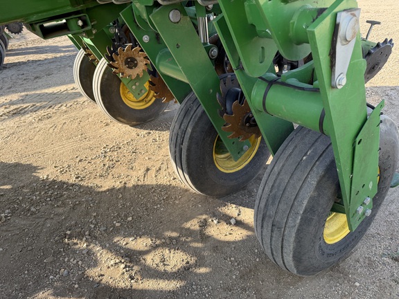 2019 John Deere 1775NT - Photo10