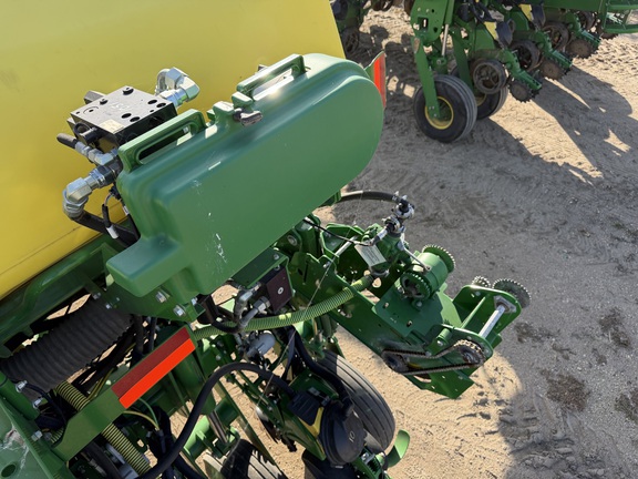 2019 John Deere 1775NT - Photo28