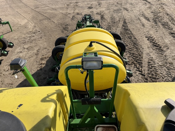 2019 John Deere 1775NT - Photo32