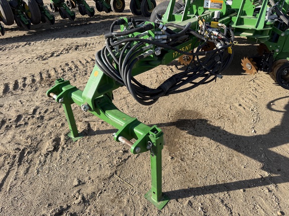 2019 John Deere 1775NT - Photo33