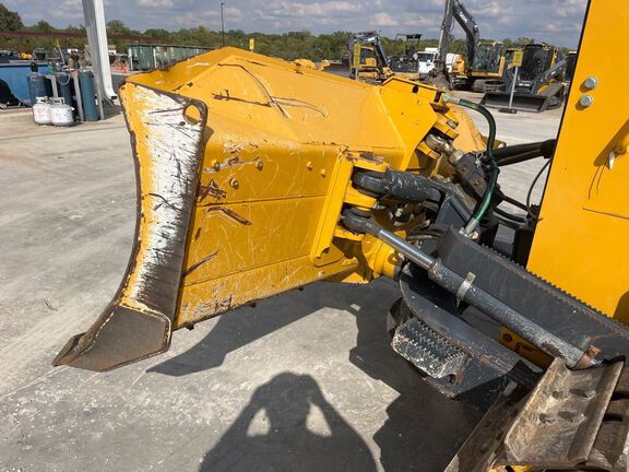 2023 John Deere 450 P-Tier