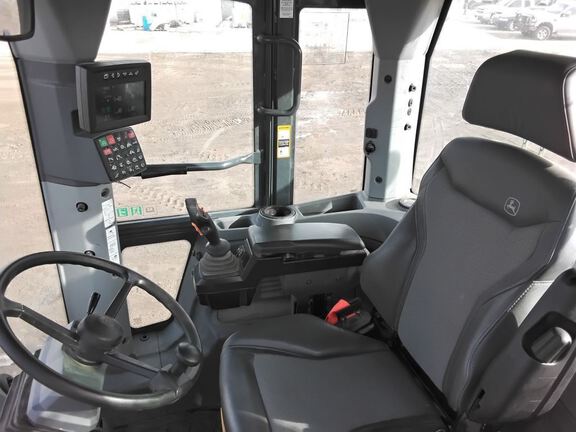 2024 John Deere 624P