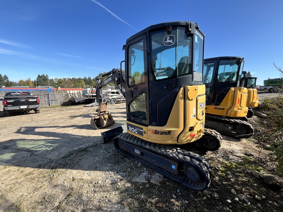 2017 John Deere 30G