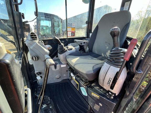 2017 John Deere 30G