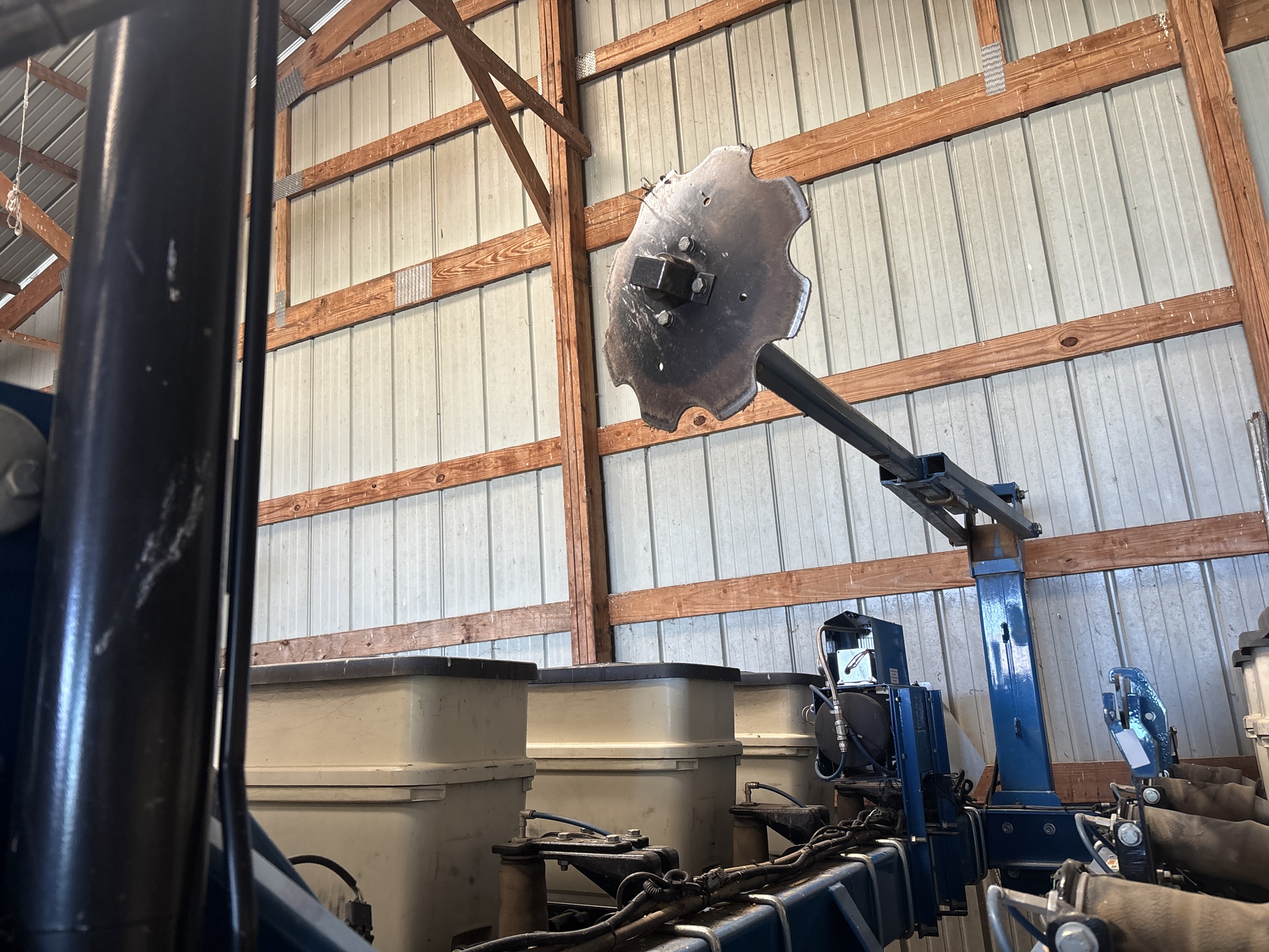 Used 2014 Kinze 3500 Planters: Drawn at Koenig Equipment in Urbana, OH - PhotoXL11