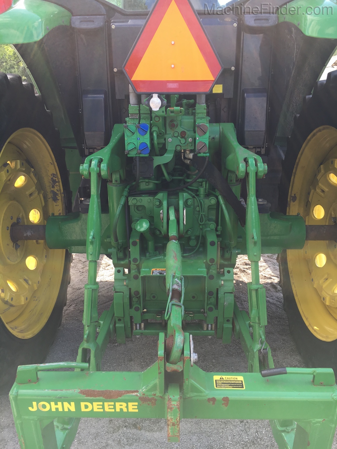 2016 John Deere 6155M Image 4