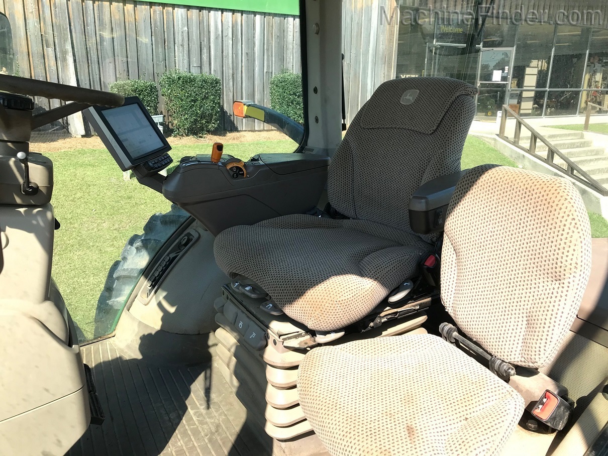 2015 John Deere 8345R Image 7