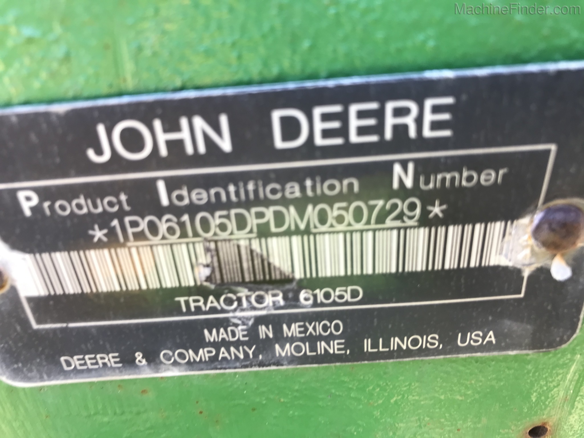 2013 John Deere 6105D Image 8