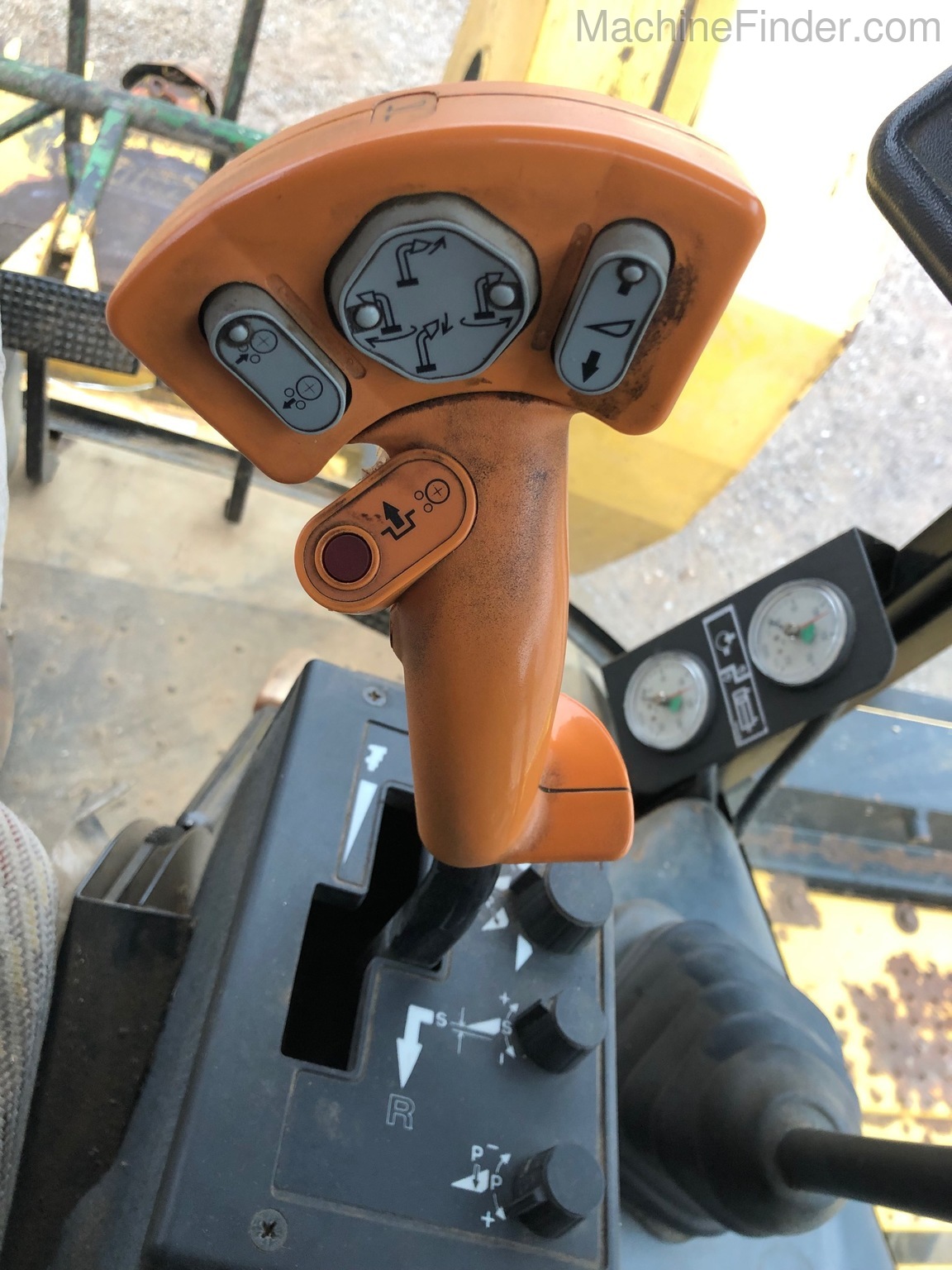 2002 New Holland FX58 Image 22