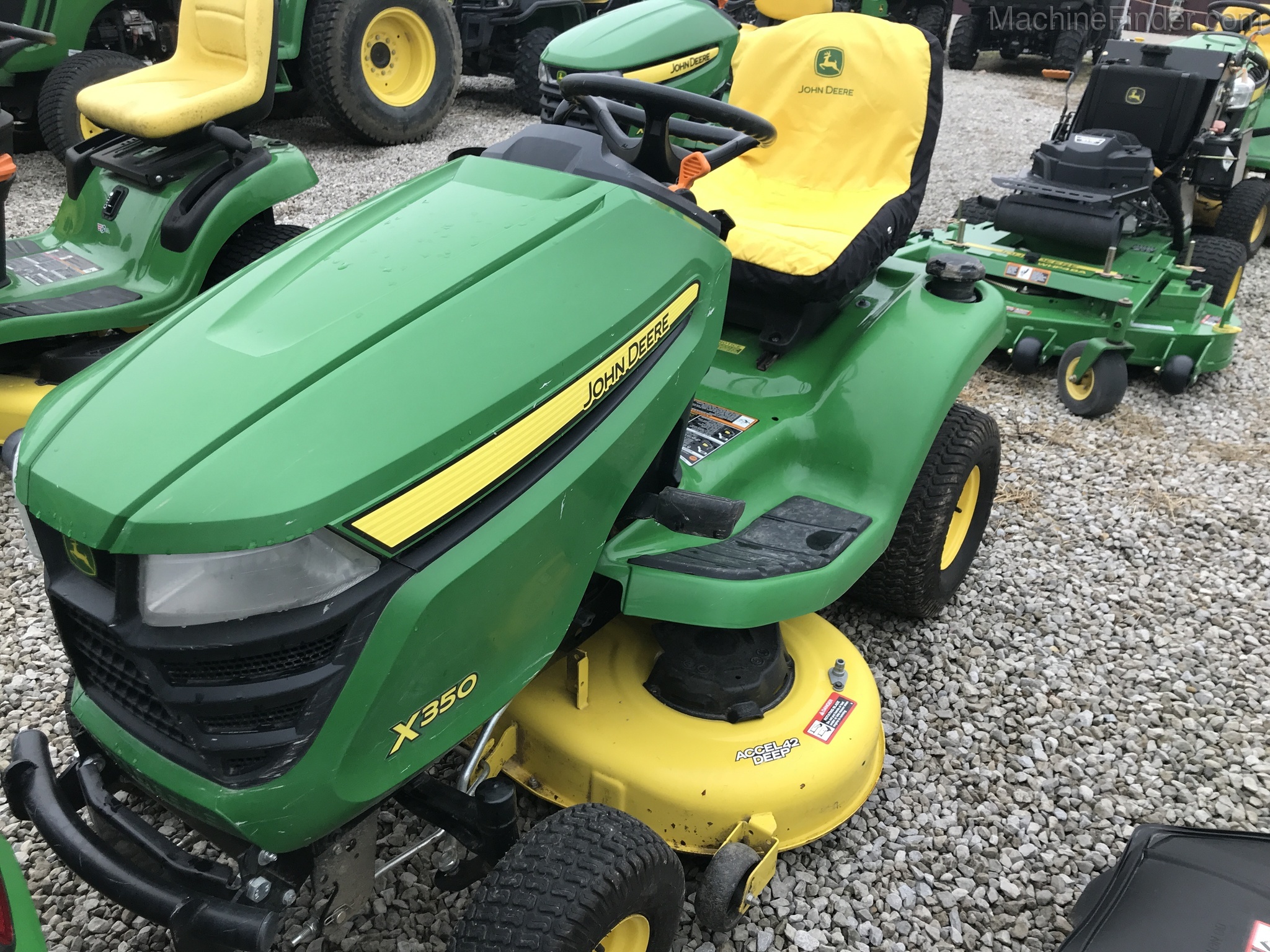 2016 John Deere X350 Image 2