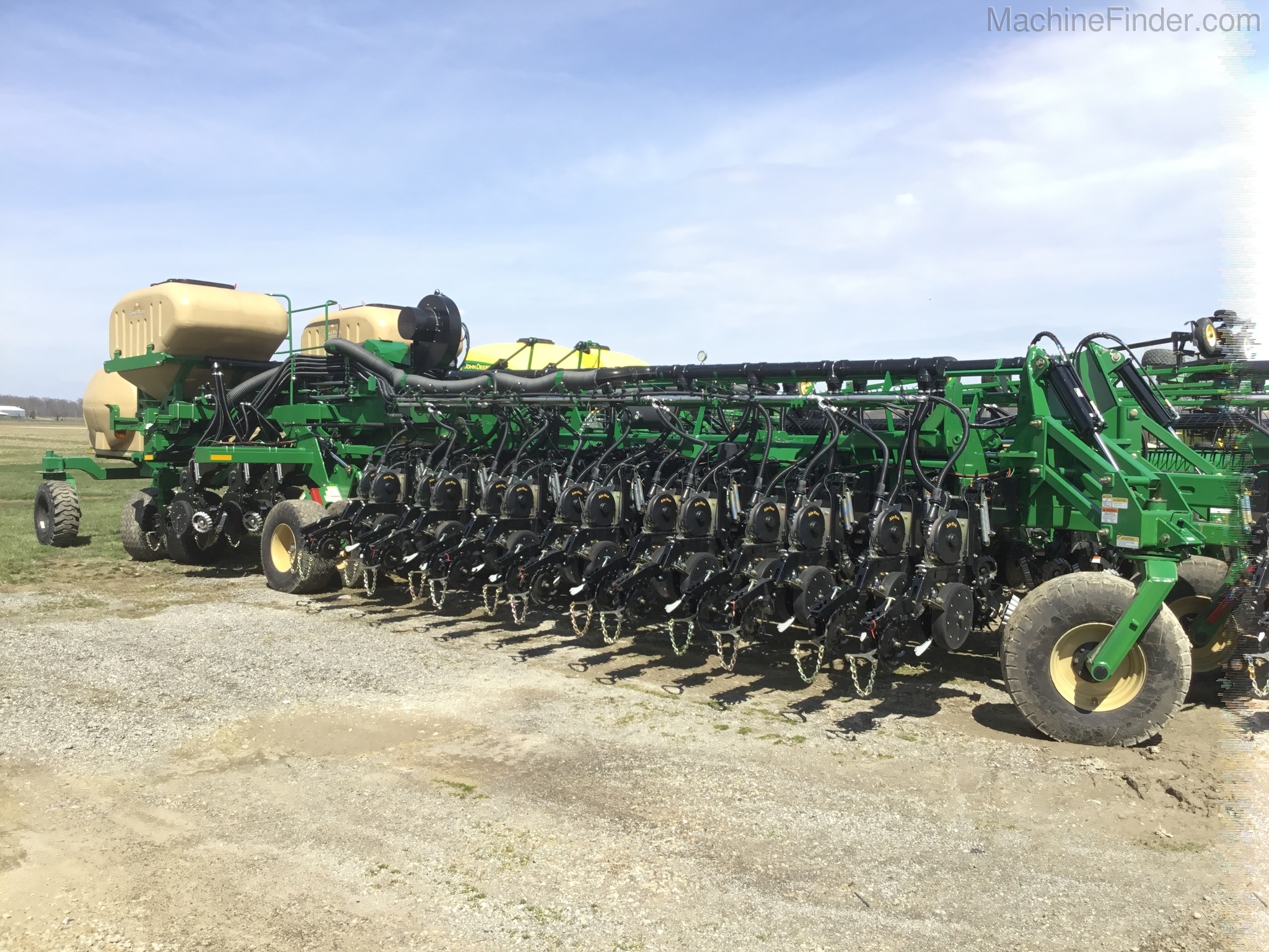 2019 Great Plains YP2425 Image 1