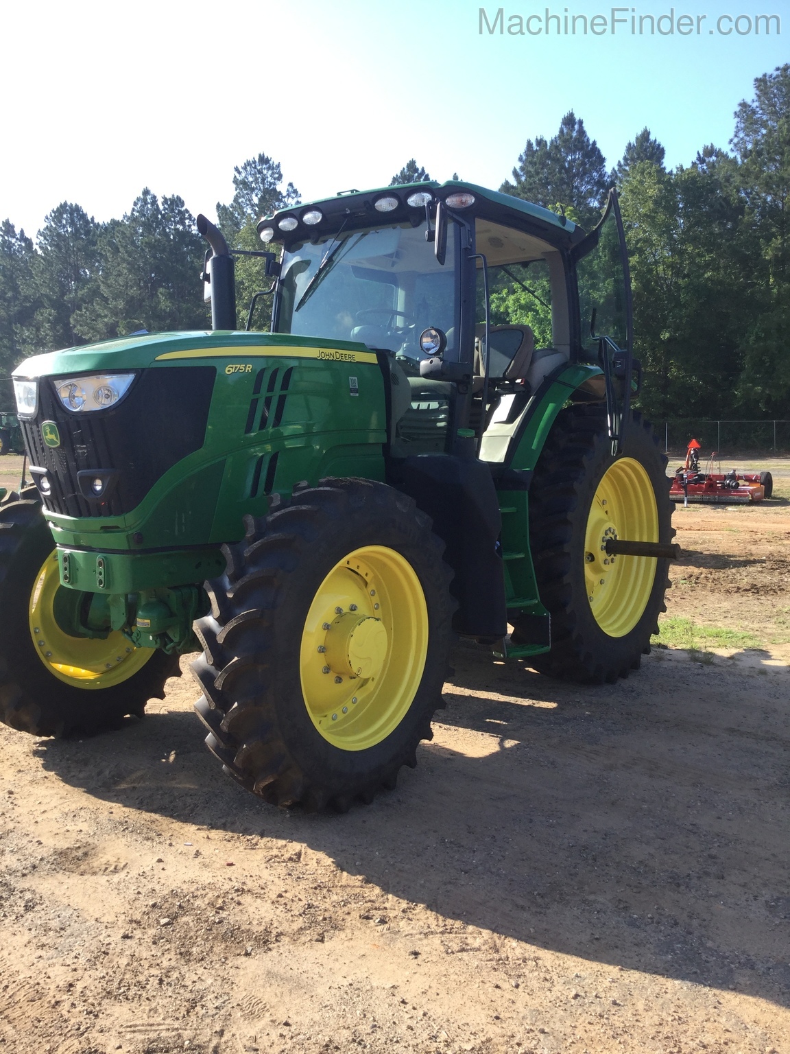 2019 John Deere 6175R Image 4
