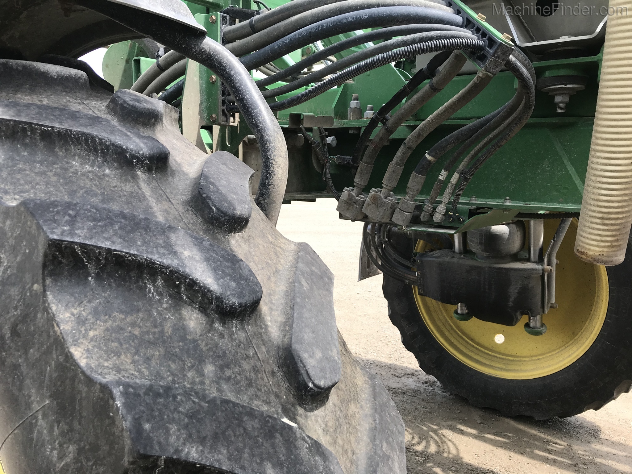 2016 John Deere R4030 Image 11