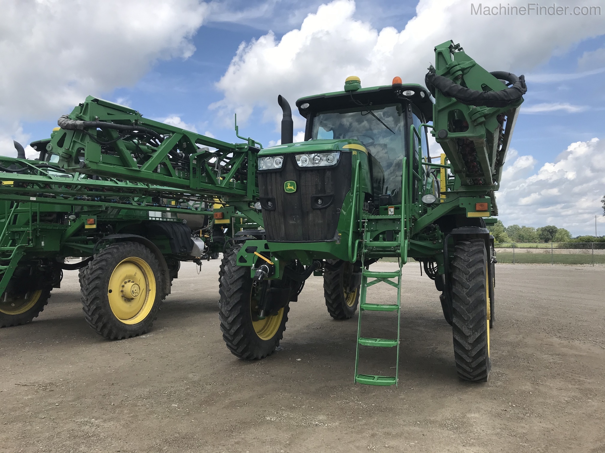 2016 John Deere R4030 Image 4
