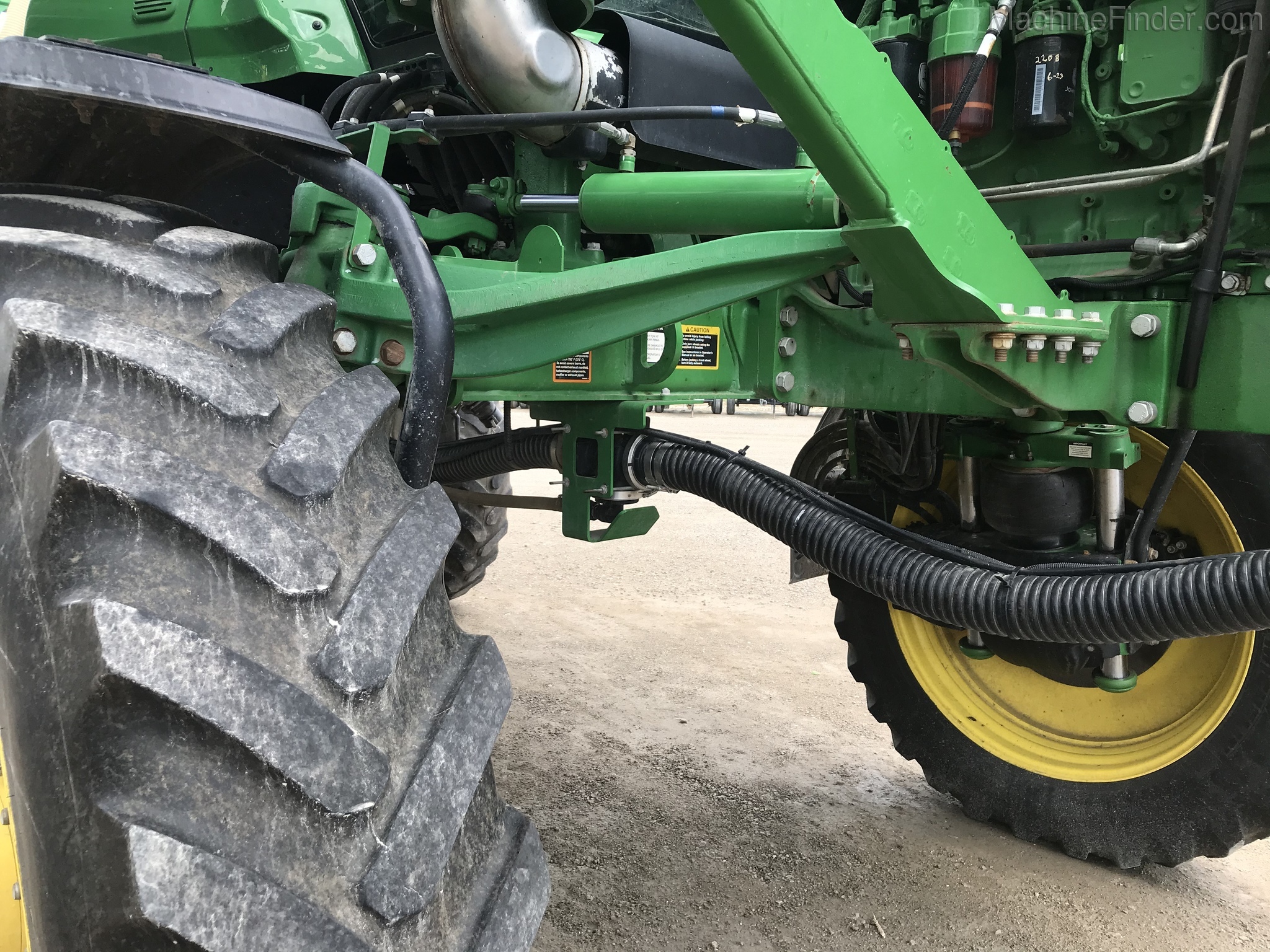 2016 John Deere R4030 Image 9