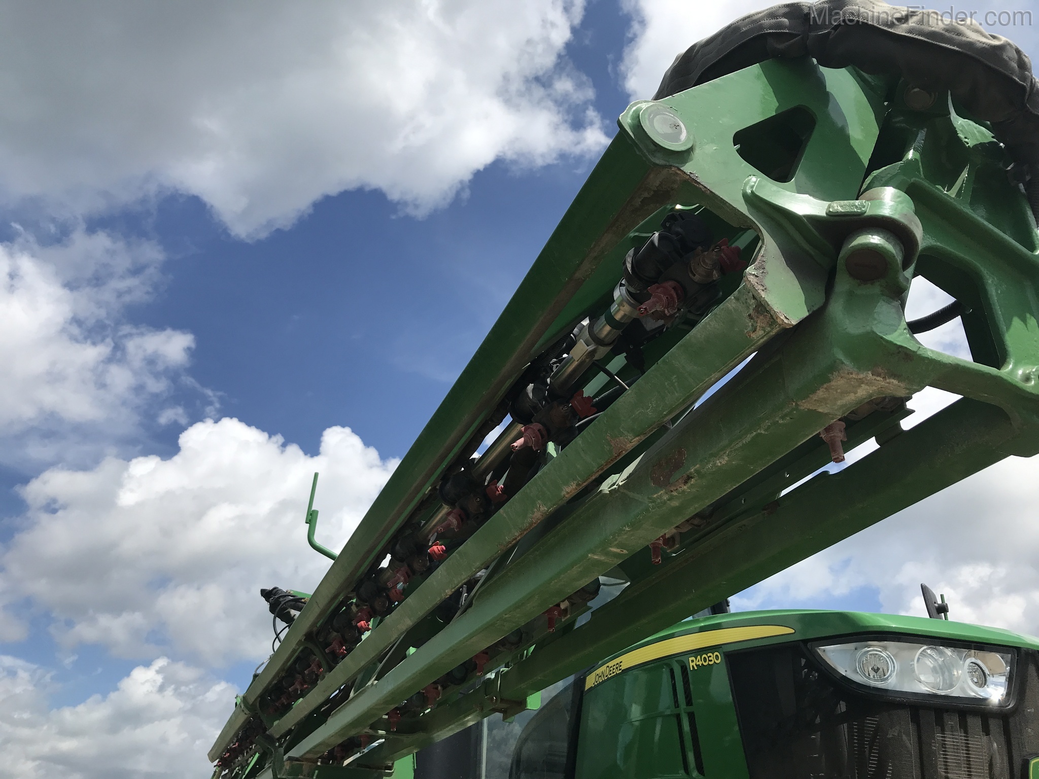 2016 John Deere R4030 Image 16