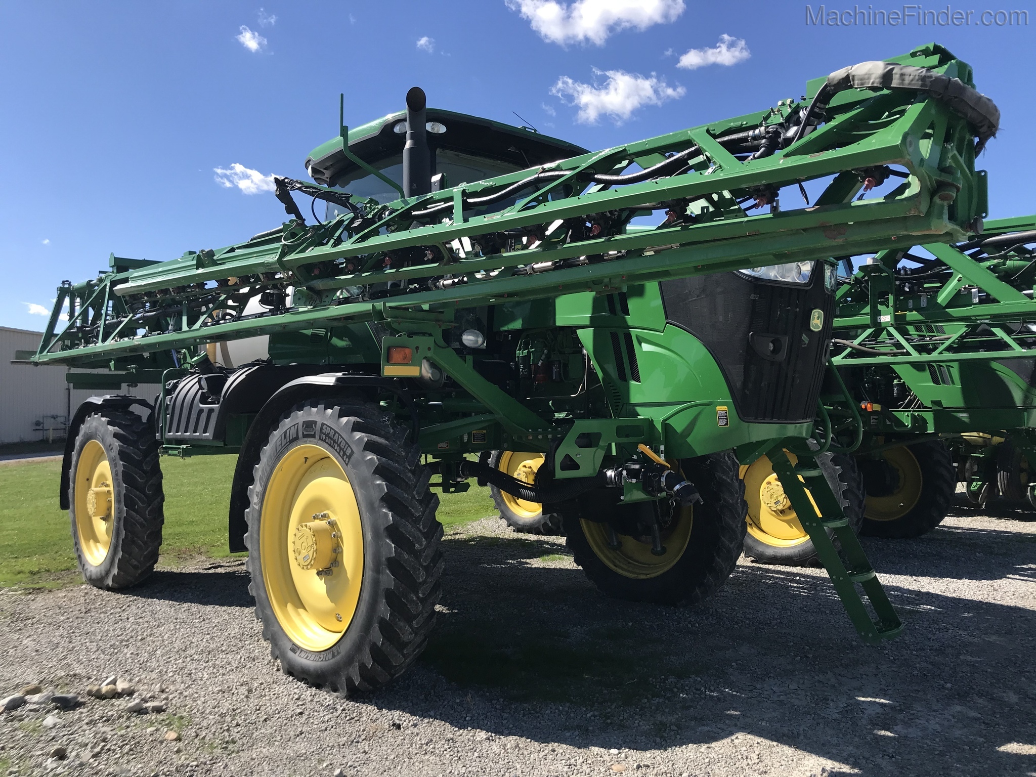 2016 John Deere R4030 Image 1