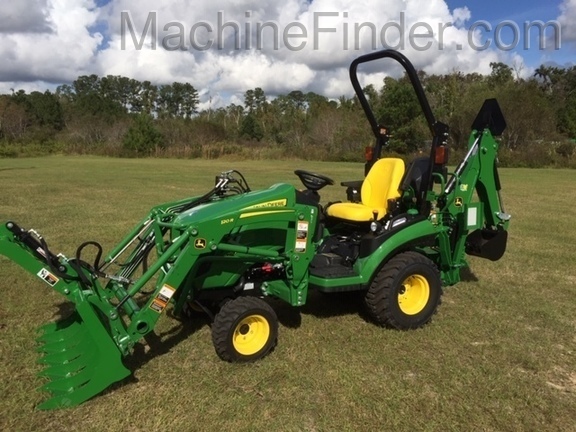 2020 John Deere 1025R TRACTOR LOADER BACKHOE-GRAPPLE Image 2