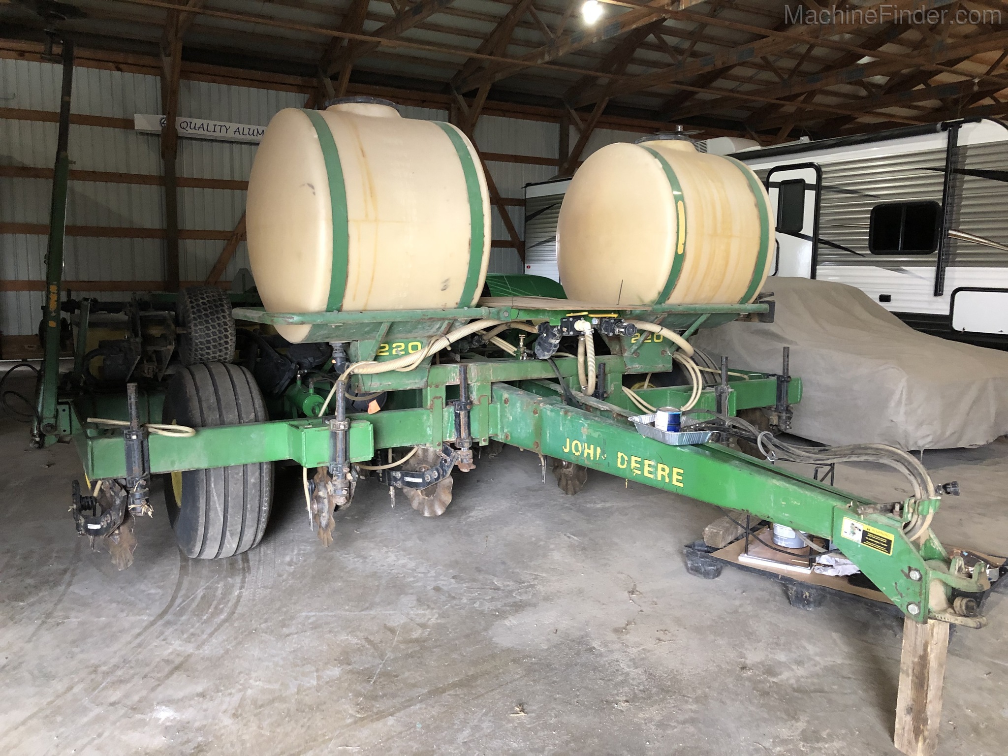 1987 John Deere 7240 Image 17