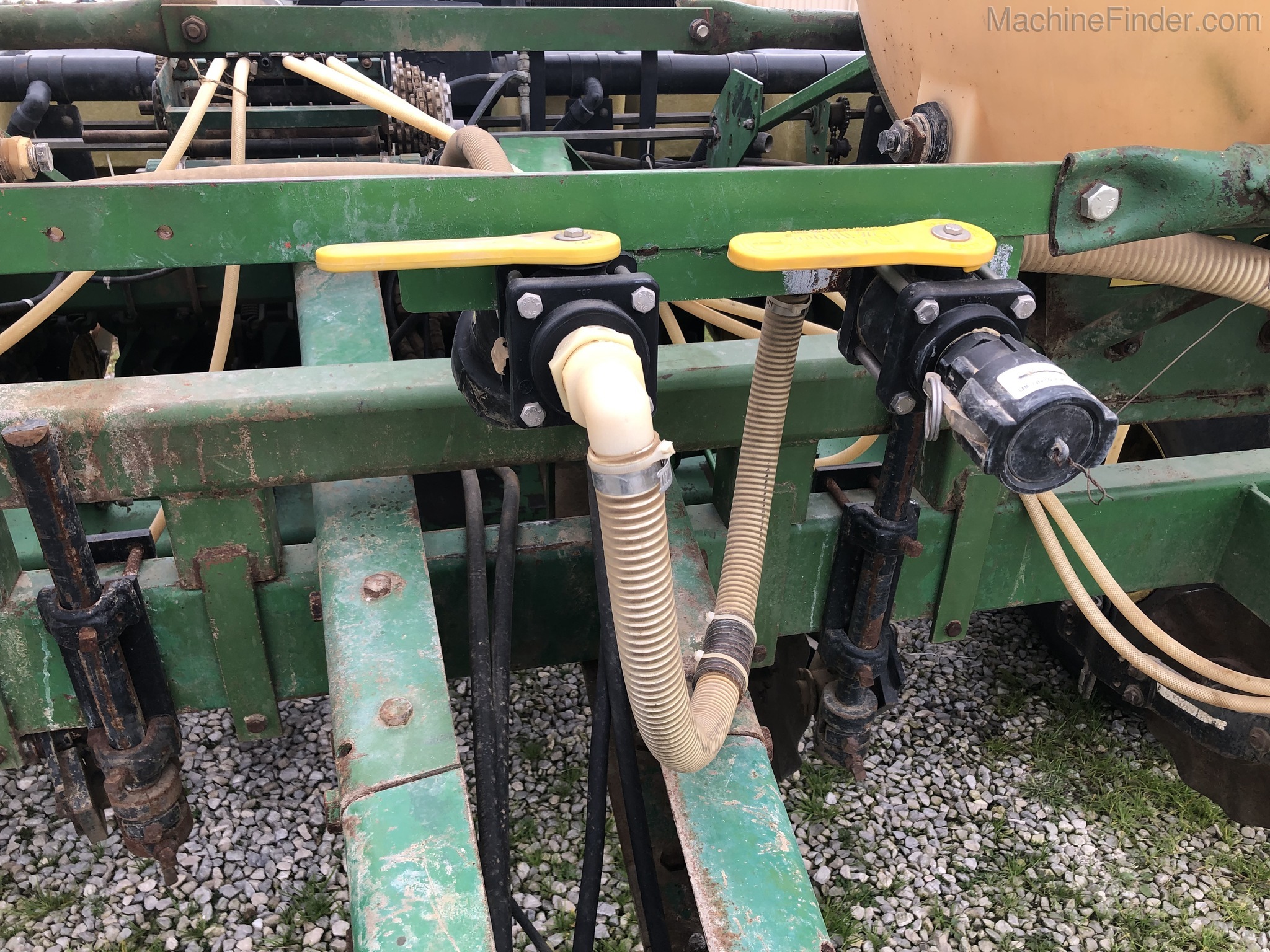 1987 John Deere 7240 Image 11