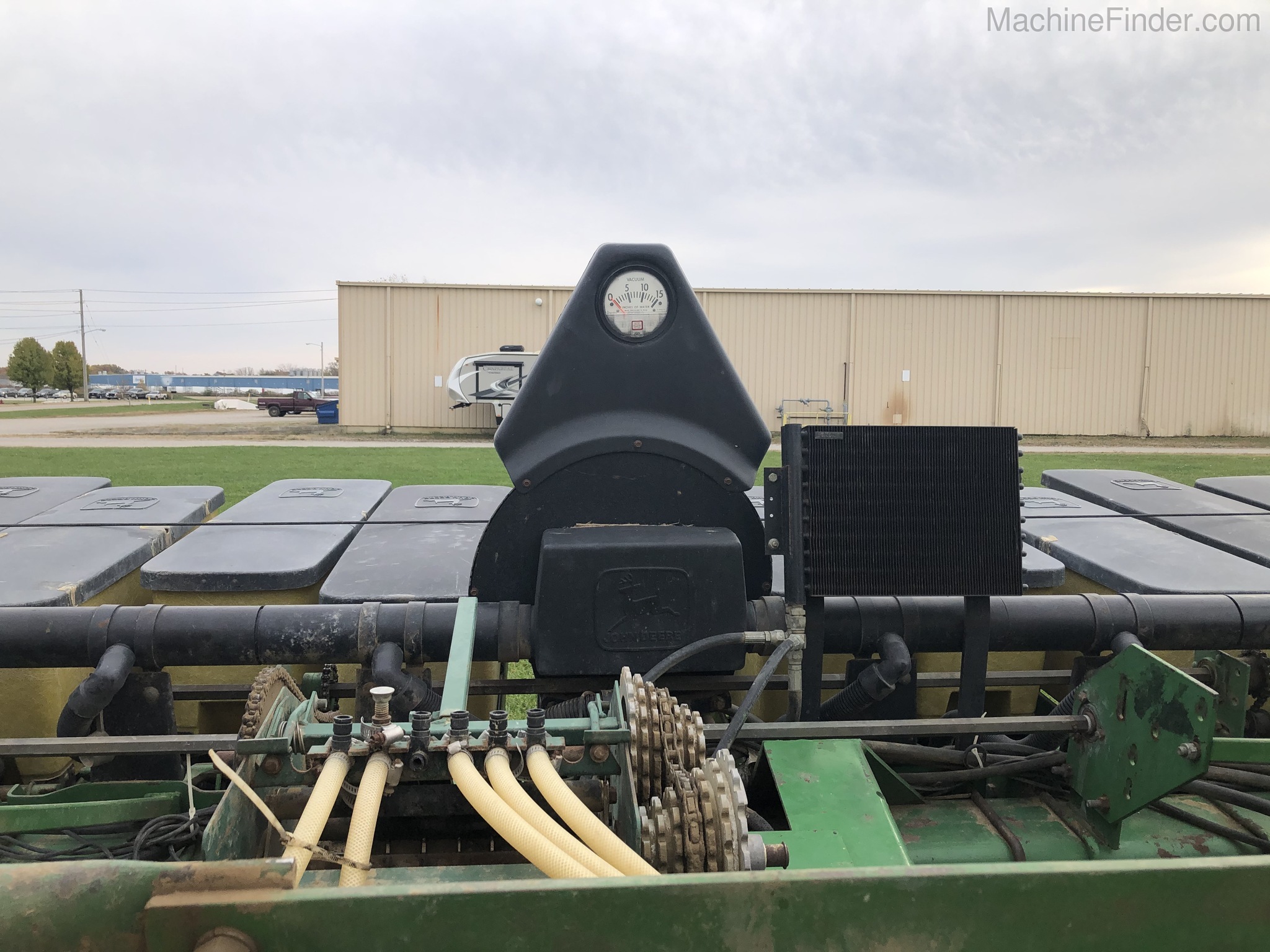 1987 John Deere 7240 Image 9