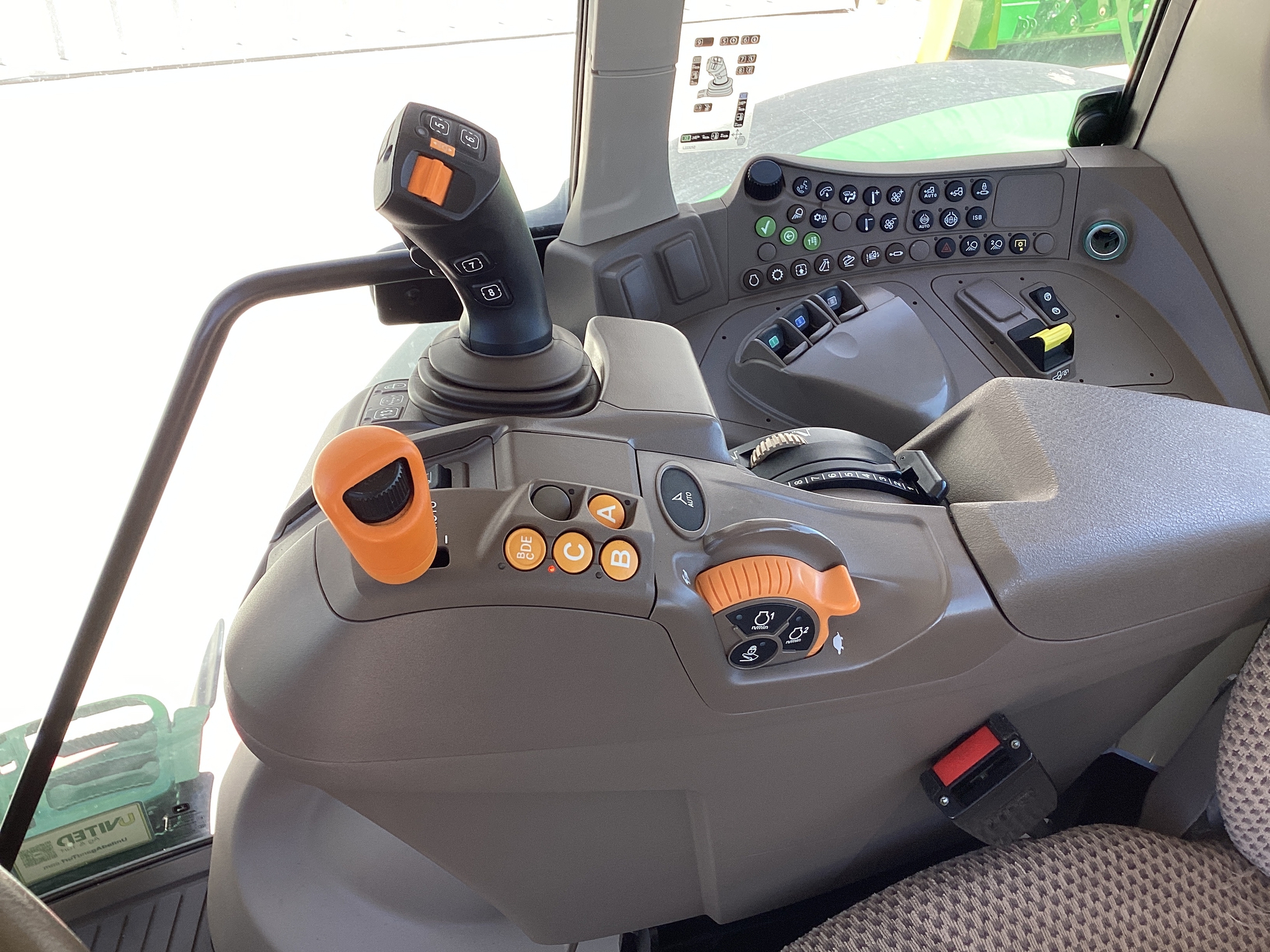 2023 John Deere 6175M Image 17