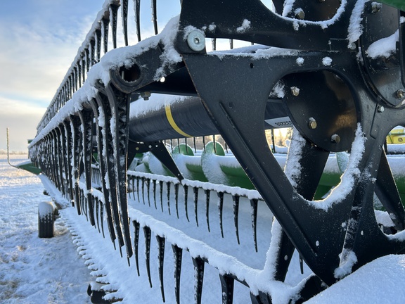 Used 2020 John Deere 730D Combine Platforms at Horizon Ag & Turf in Barrhead, AB - Photo28