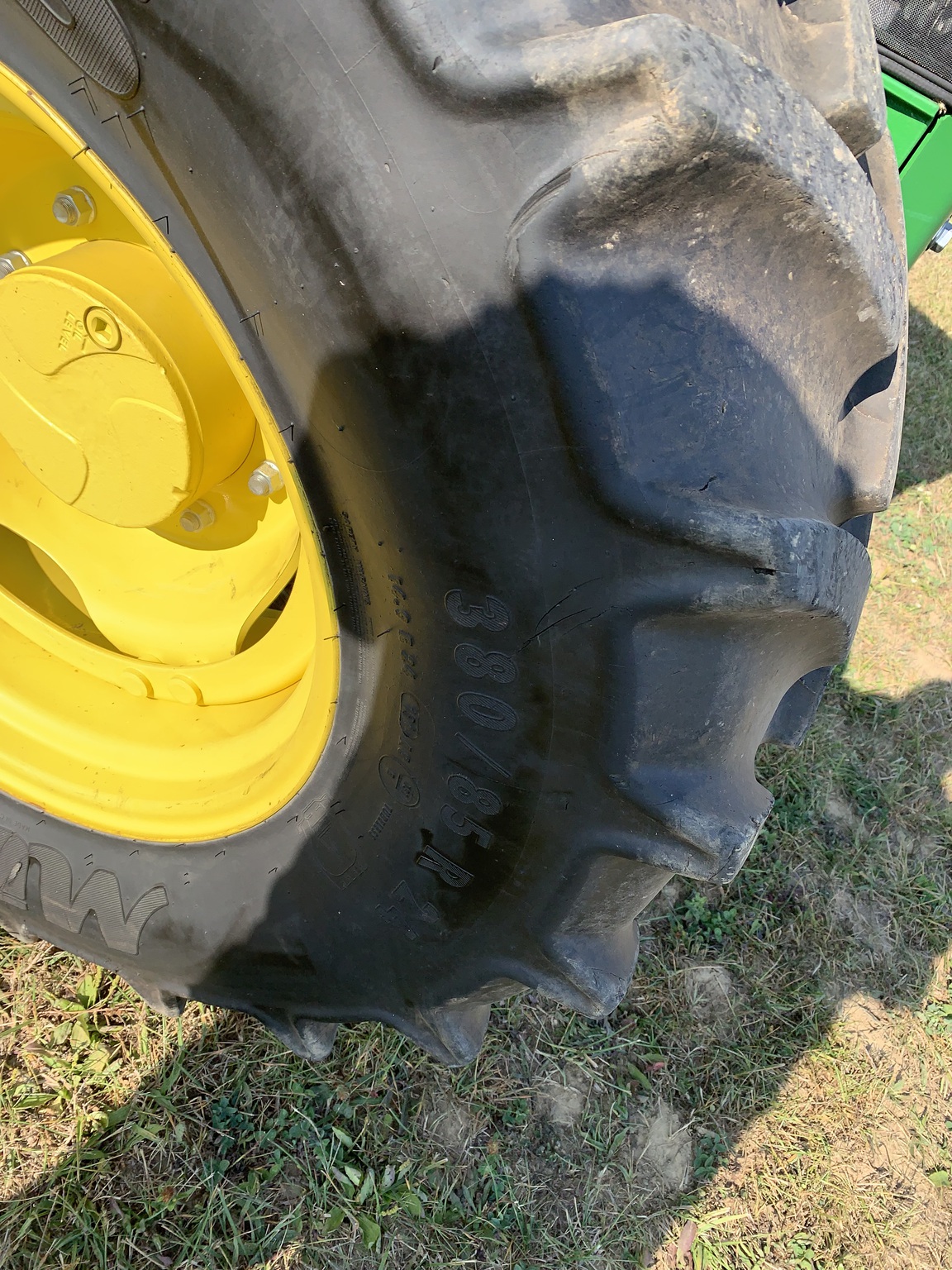 2021 John Deere 6110M Image 11