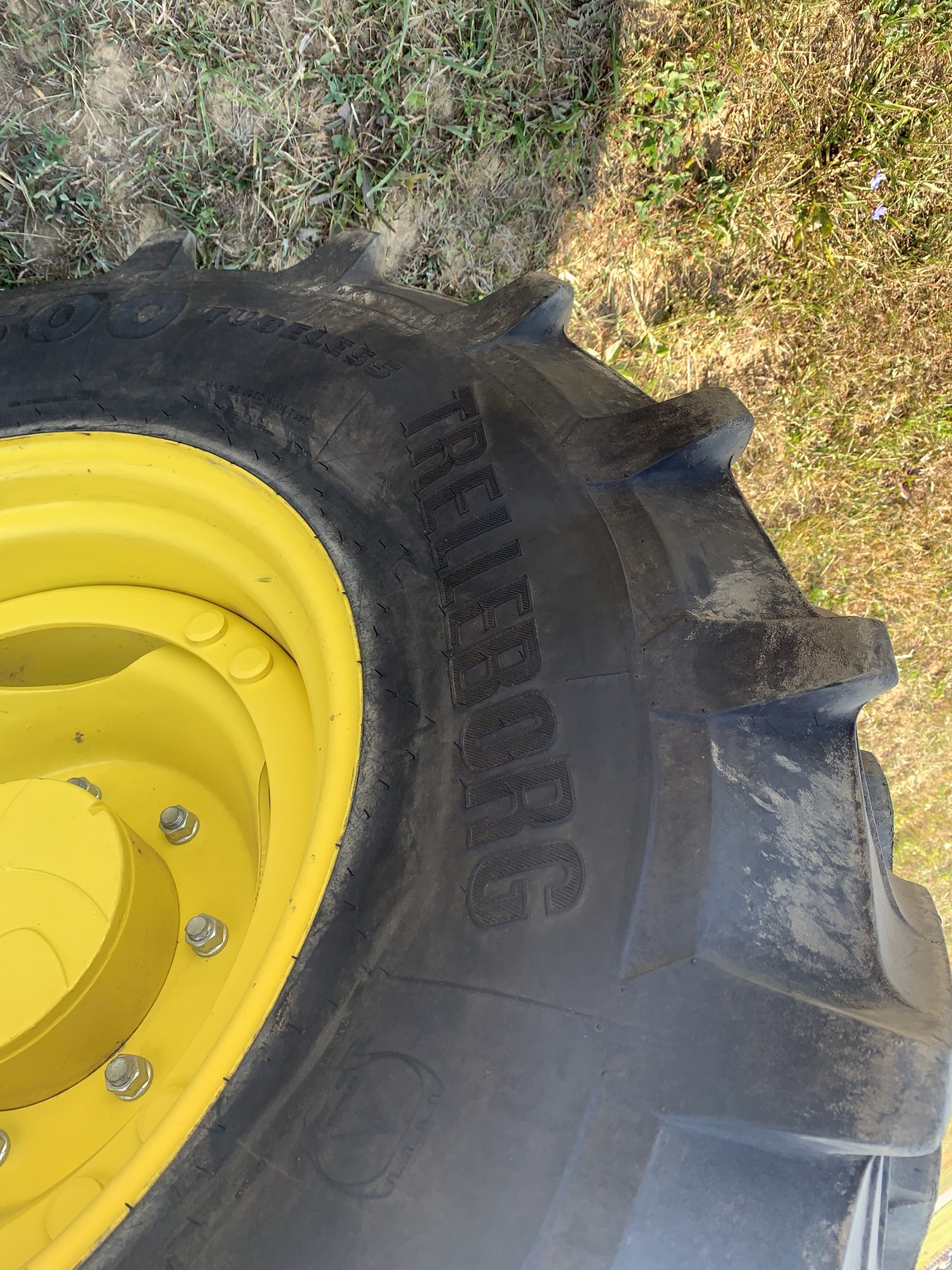 2021 John Deere 6110M Image 13