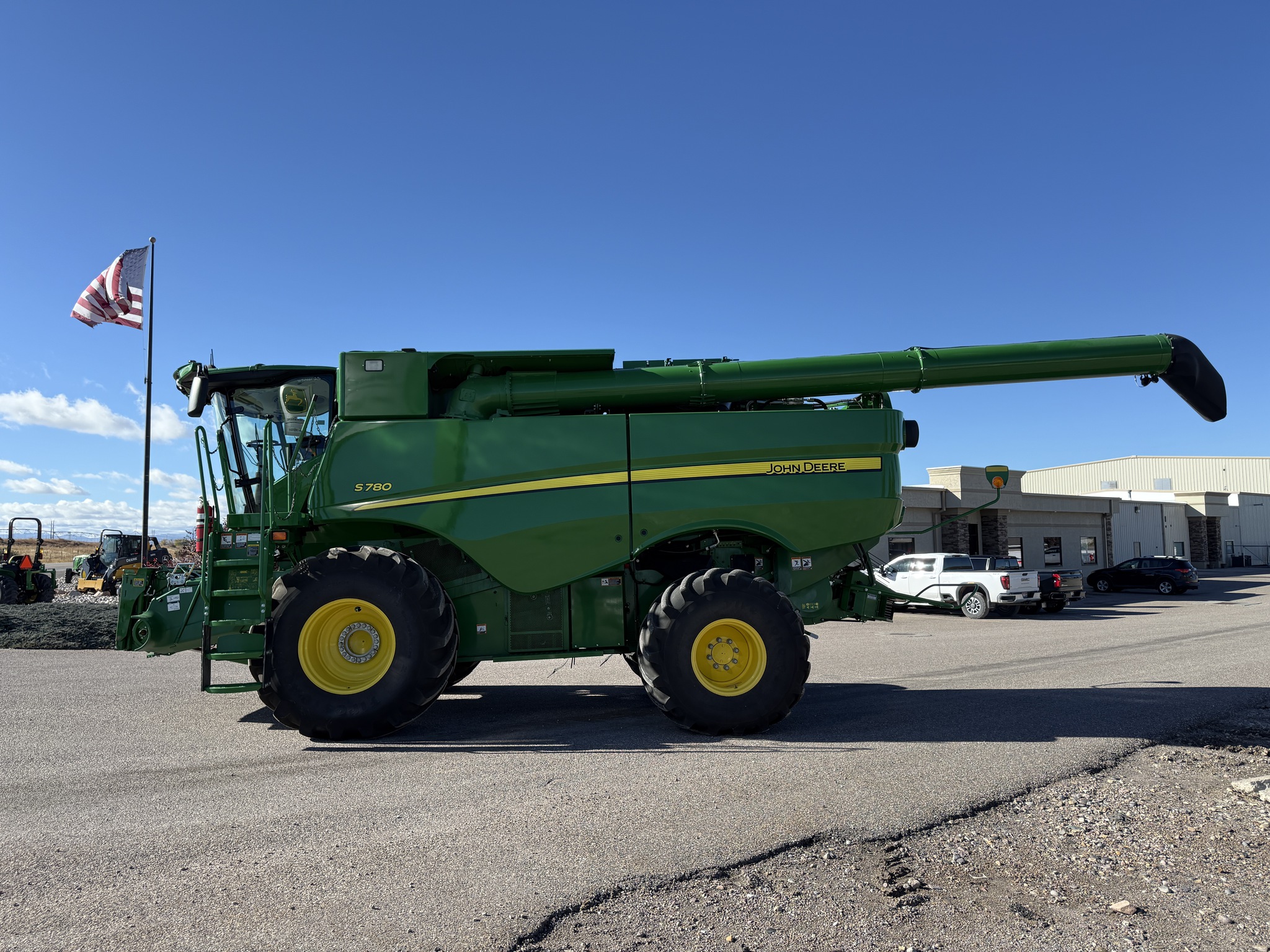 2023 John Deere S780 Image 2