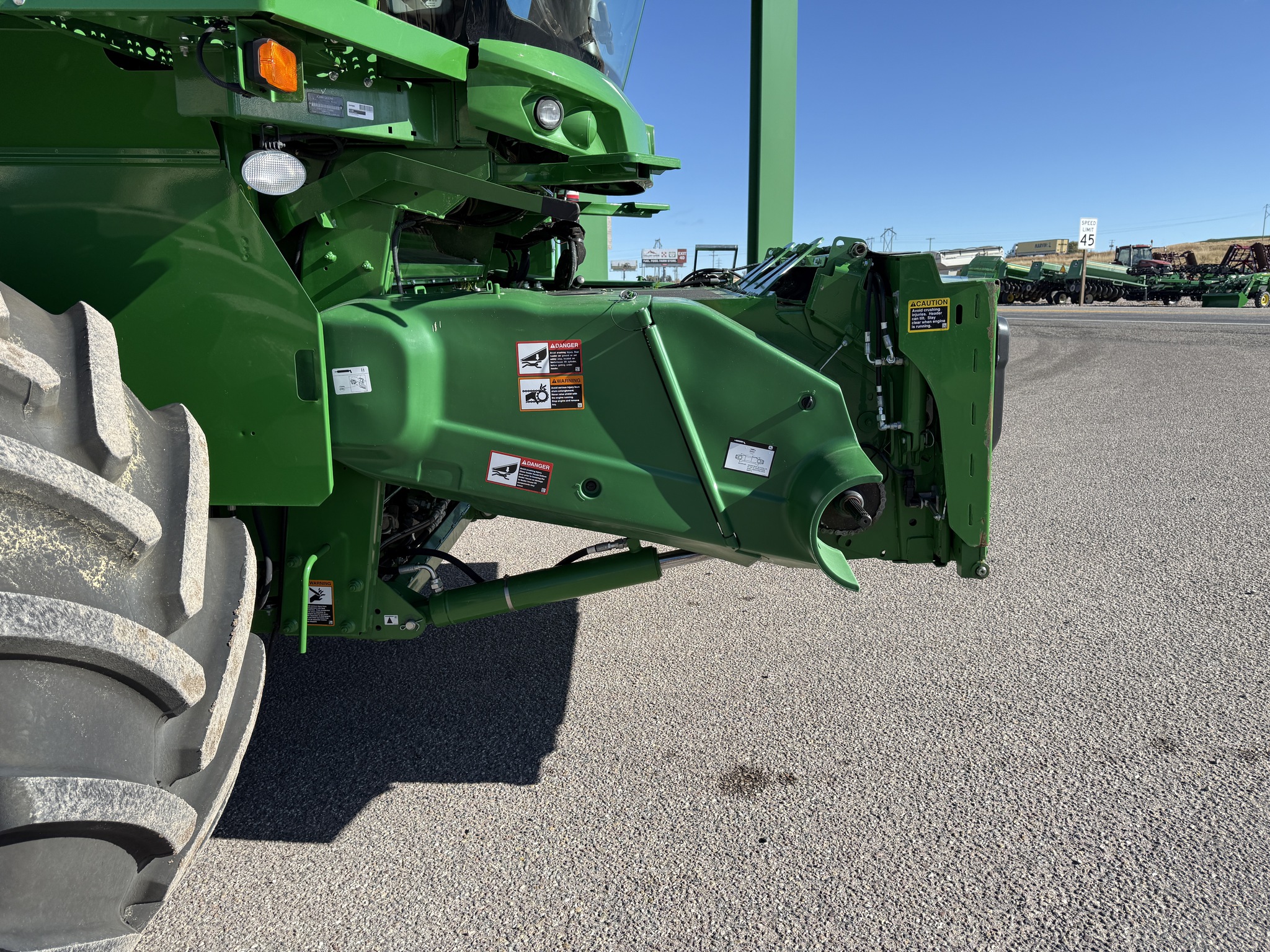 2023 John Deere S780 Image 23