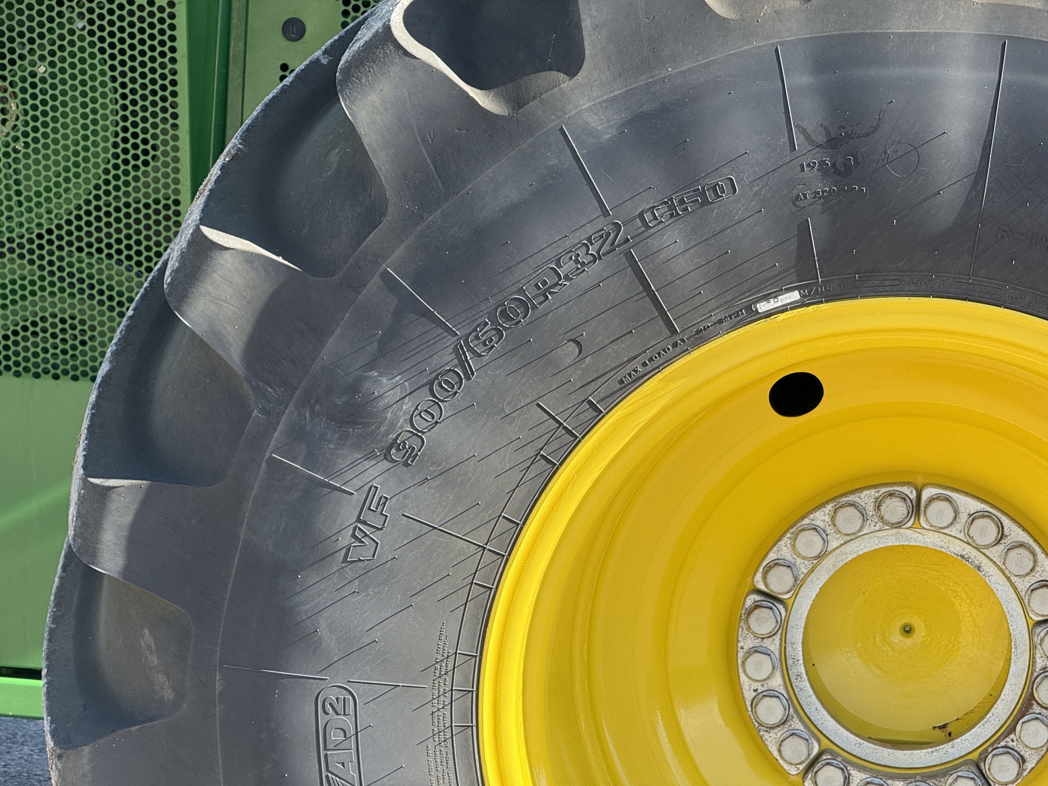 2023 John Deere S780 Image 31