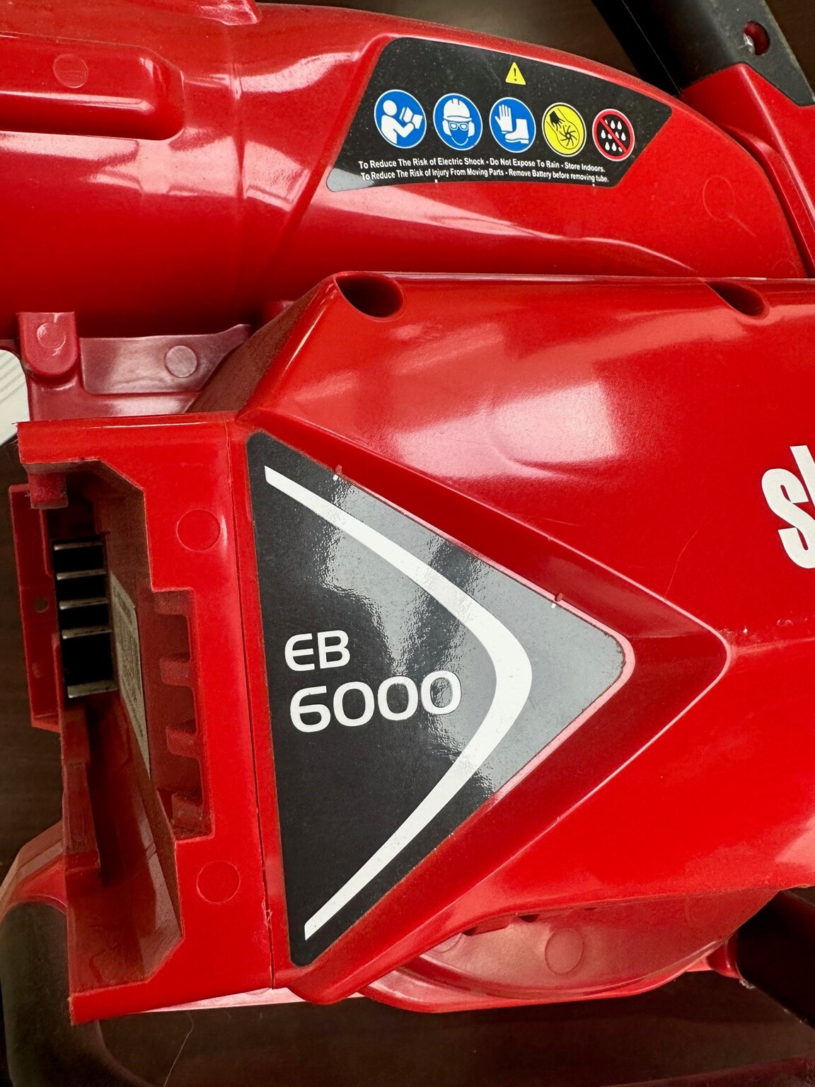 2017 Shindaiwa EB6000W Image 10