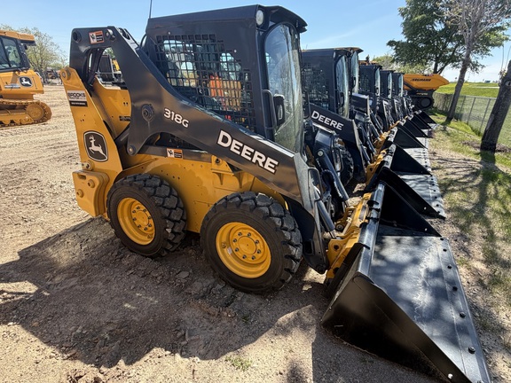 Photo of a 2024 John Deere 318G