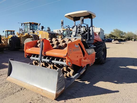 Photo of a 2021 Hamm H10IPB