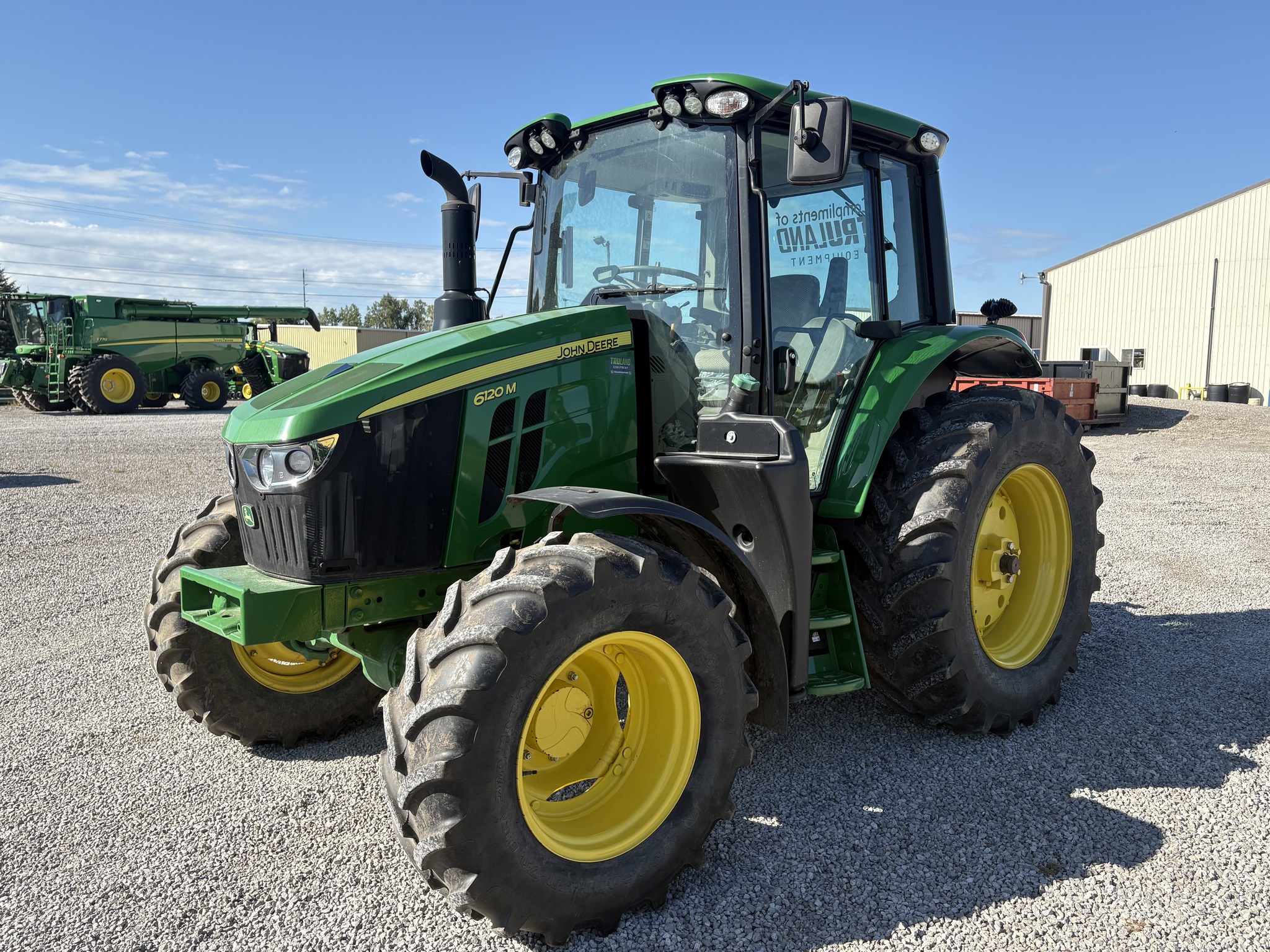 2022 John Deere 6120M Image 8
