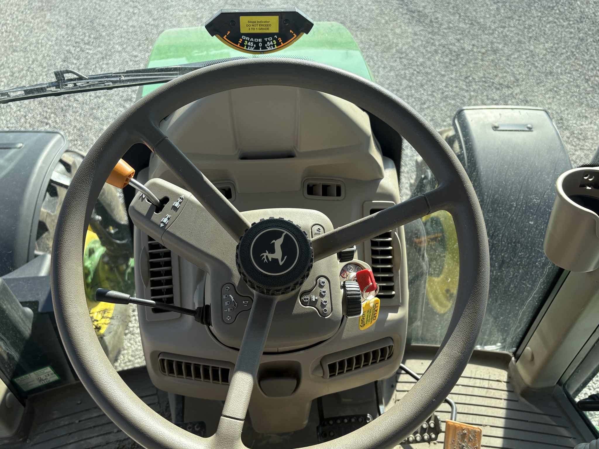 2022 John Deere 6120M Image 20