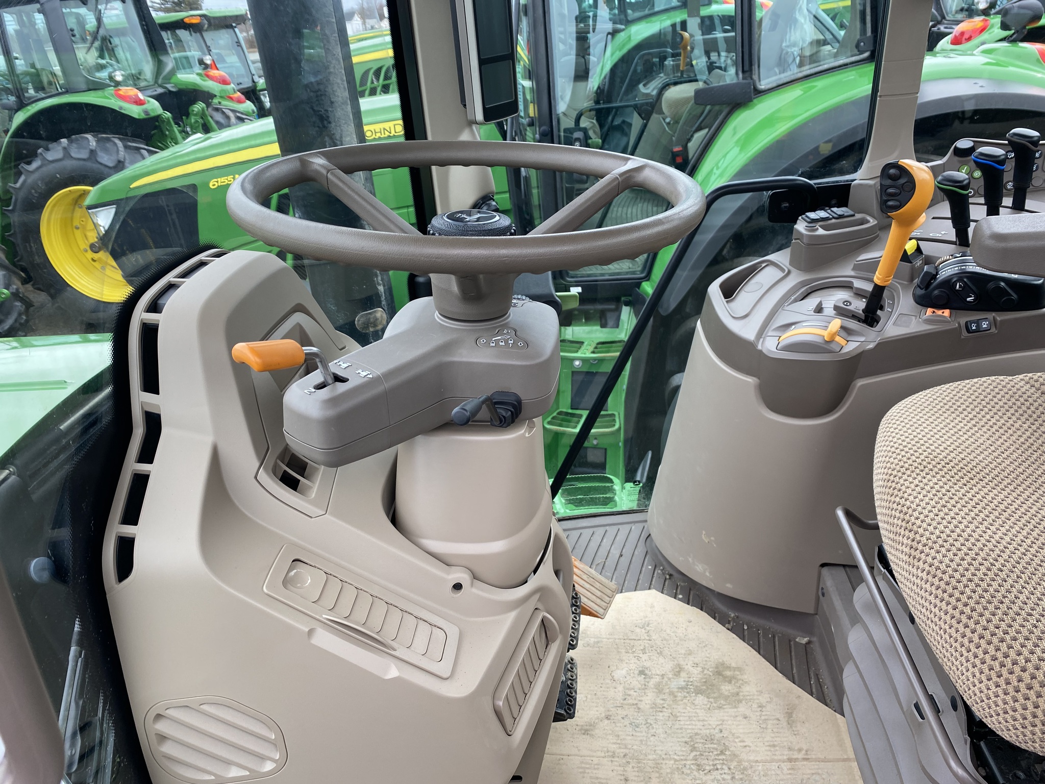 2023 John Deere 6155M Image 18