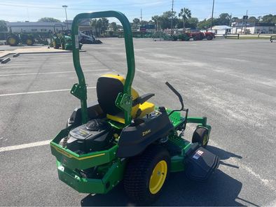 2025 John Deere Z720E Image 3