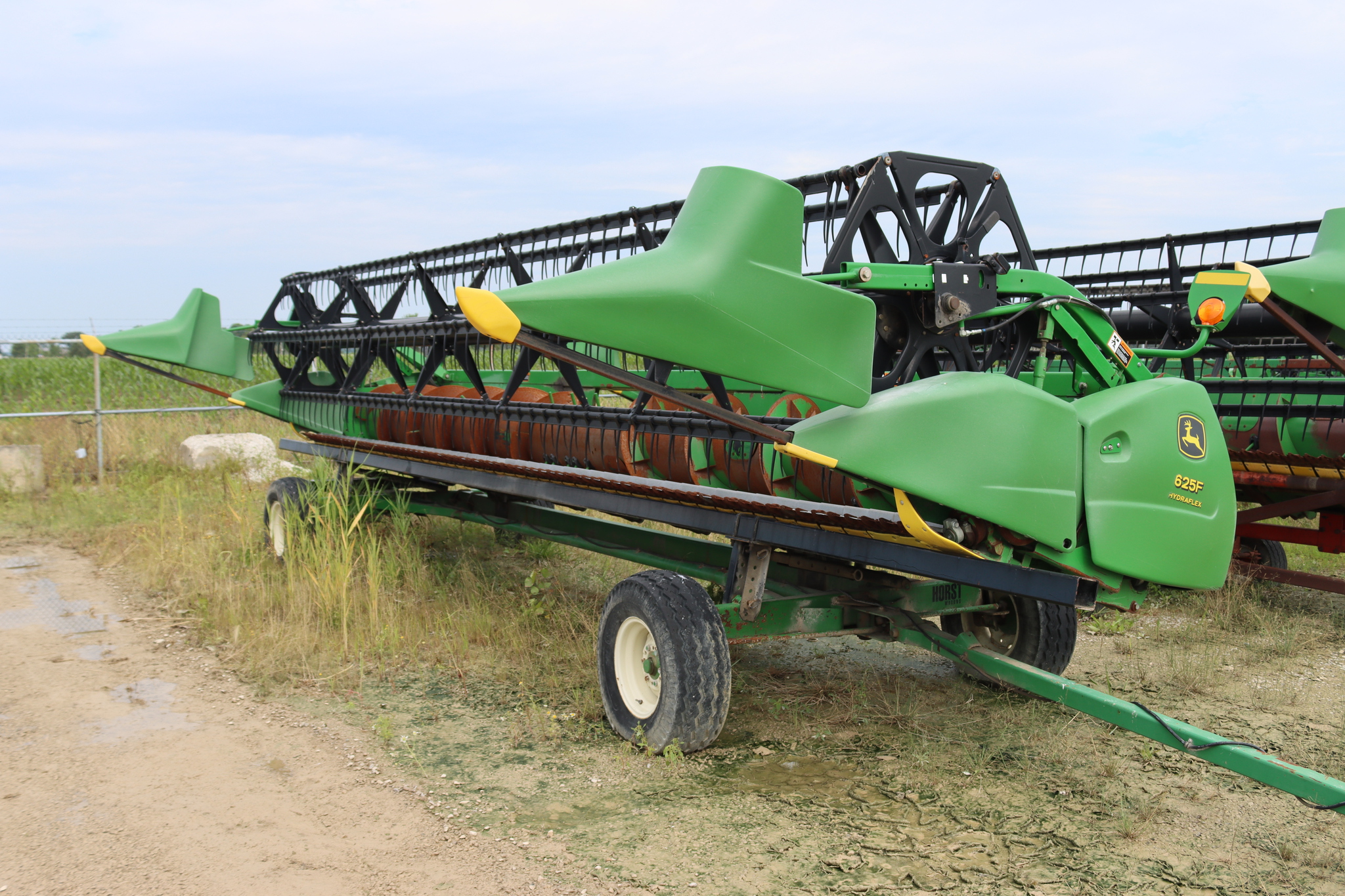 2005 John Deere 625F Combine Platforms
