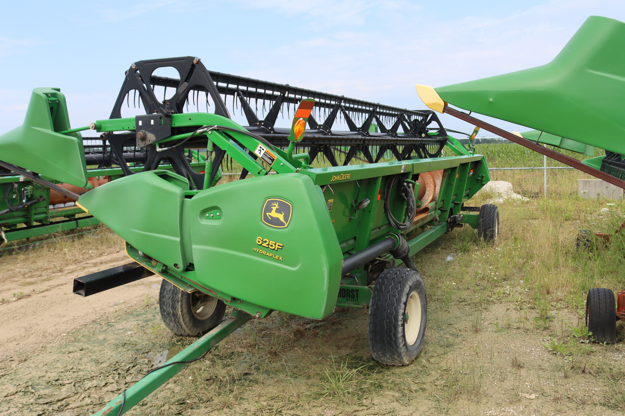 2005 John Deere 625F Combine Platforms